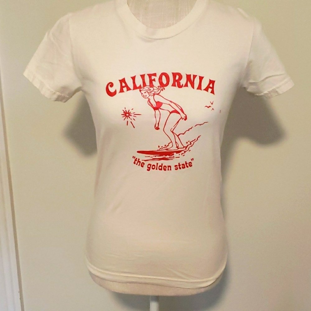Vintage California Tee. Size Medium